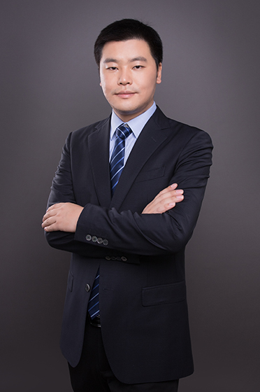 李游