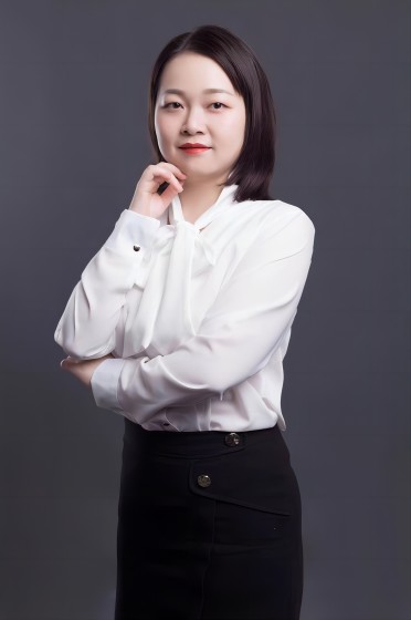 黄程程